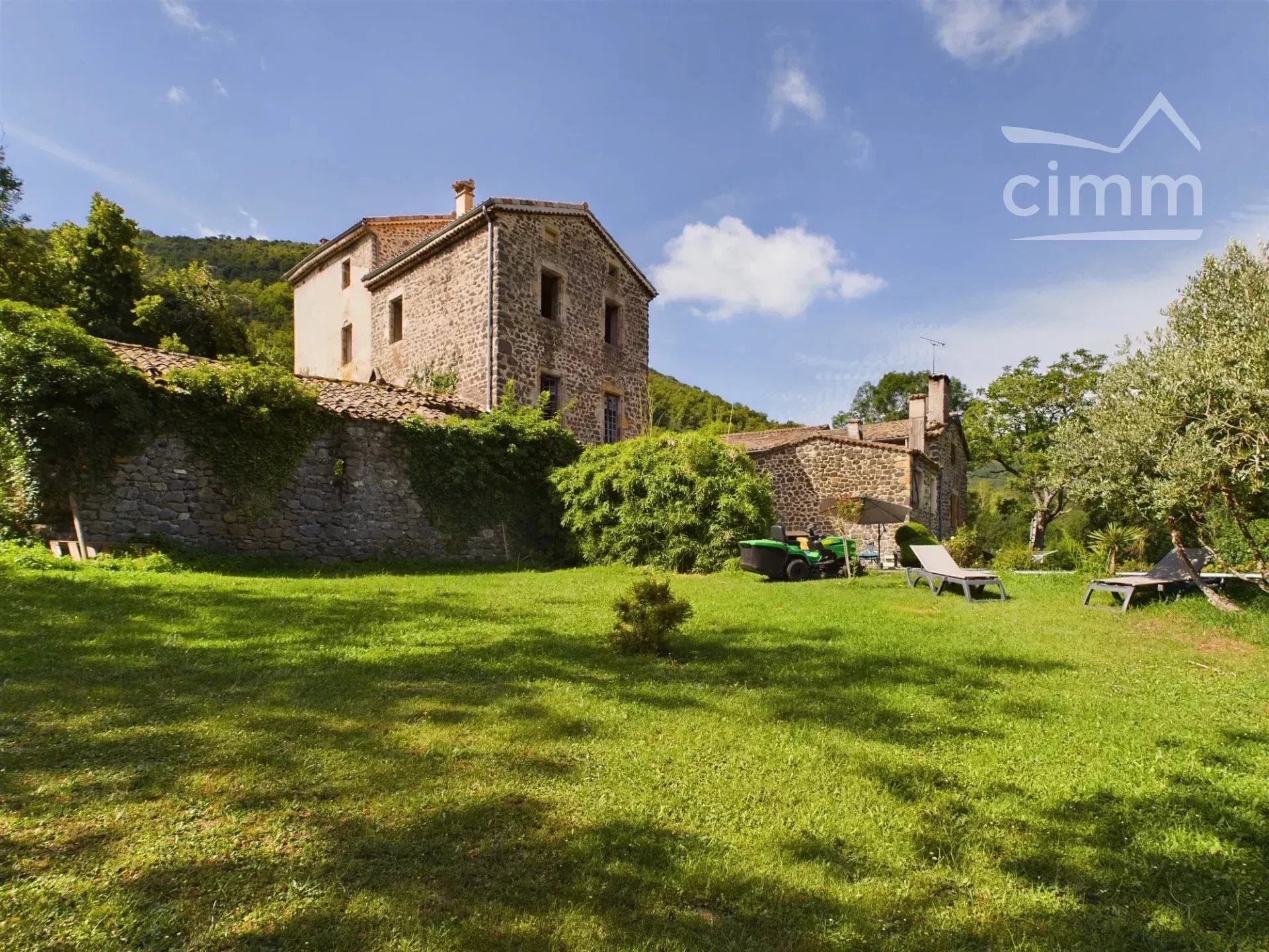Maison à vendre, 300m², Alissas