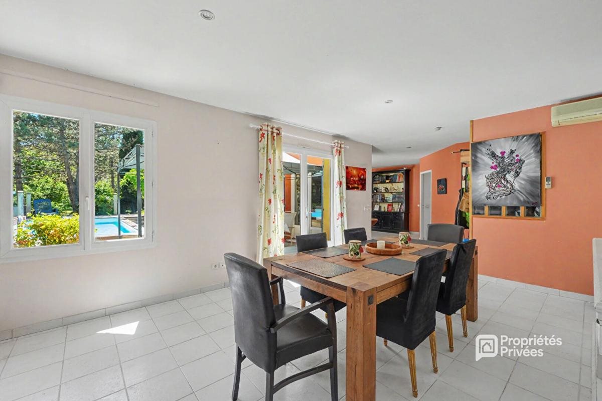 Maison à vendre, 170m², Bessens