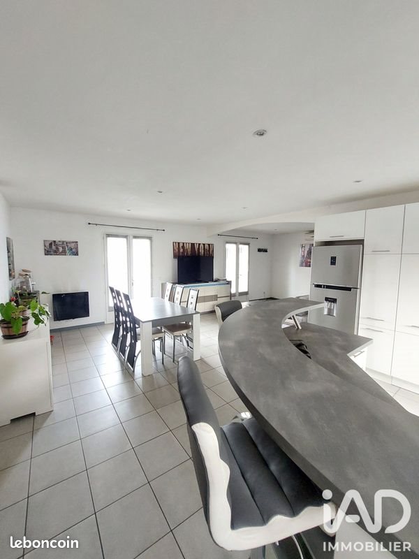 Maison à vendre, 86m², Juillan