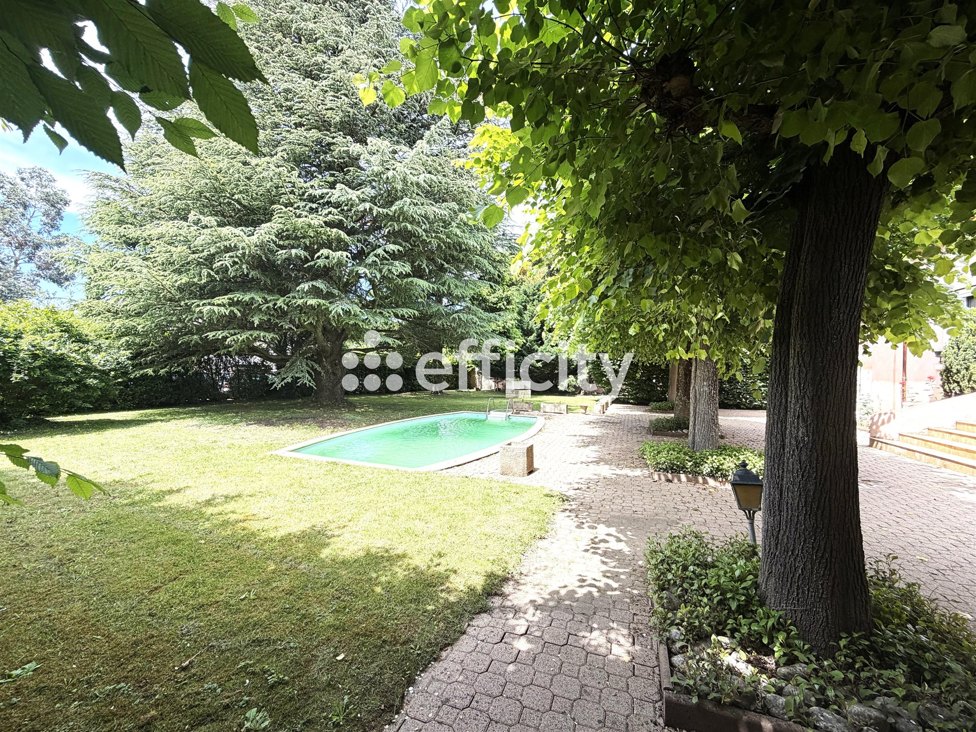 Maison à vendre, 160m², Jassans-Riottier