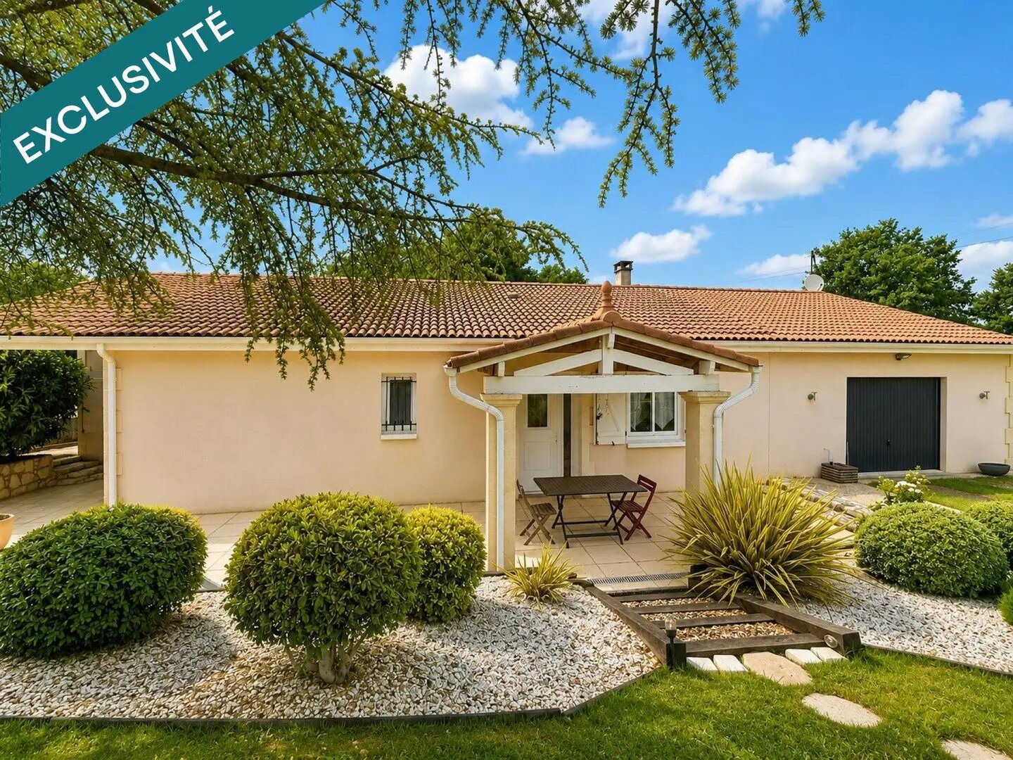 Maison à vendre, 115m², Hiersac