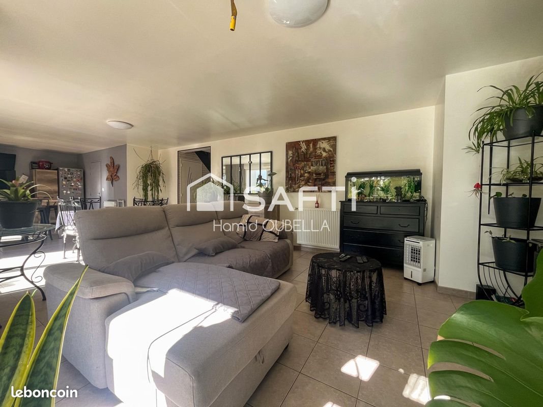 Maison à vendre, 112m², Evron