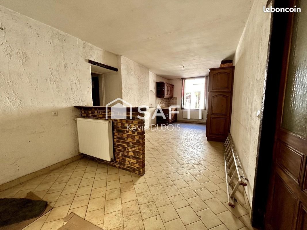 Maison à vendre, 165m², Lencloître