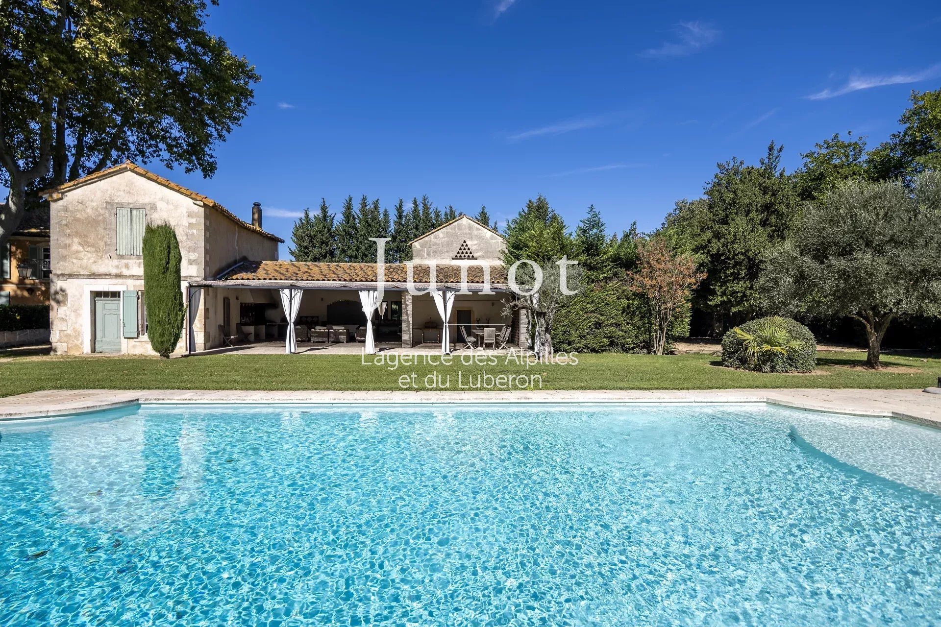 Maison à vendre, 1400m², Maussane-les-Alpilles
