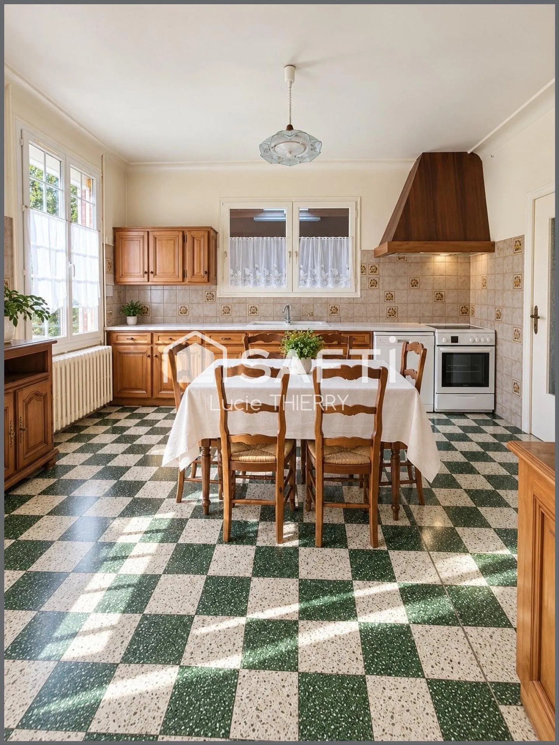 Maison à vendre, 145m², Sainte-Geneviève