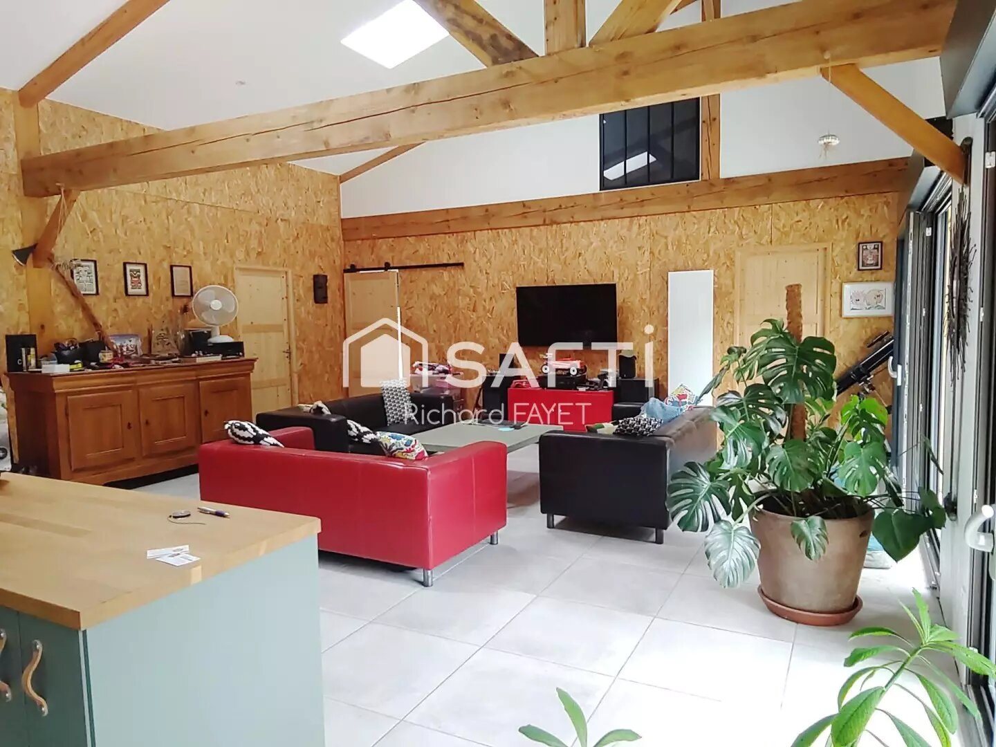Maison à vendre, 150m², Saint-Bonnet-sur-Gironde