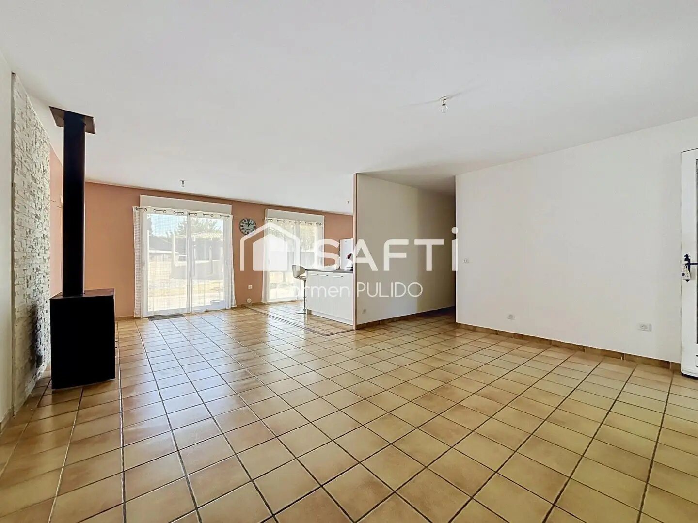 Maison à vendre, 130m², Saint-Romain-la-Virvée
