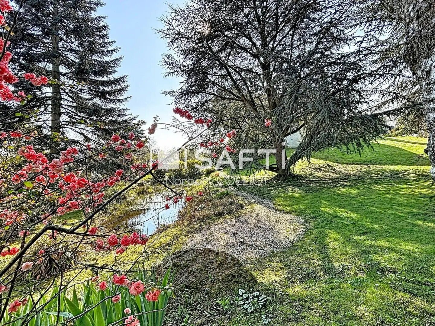 Maison à vendre, 195m², Le Mesnil-Saint-Denis