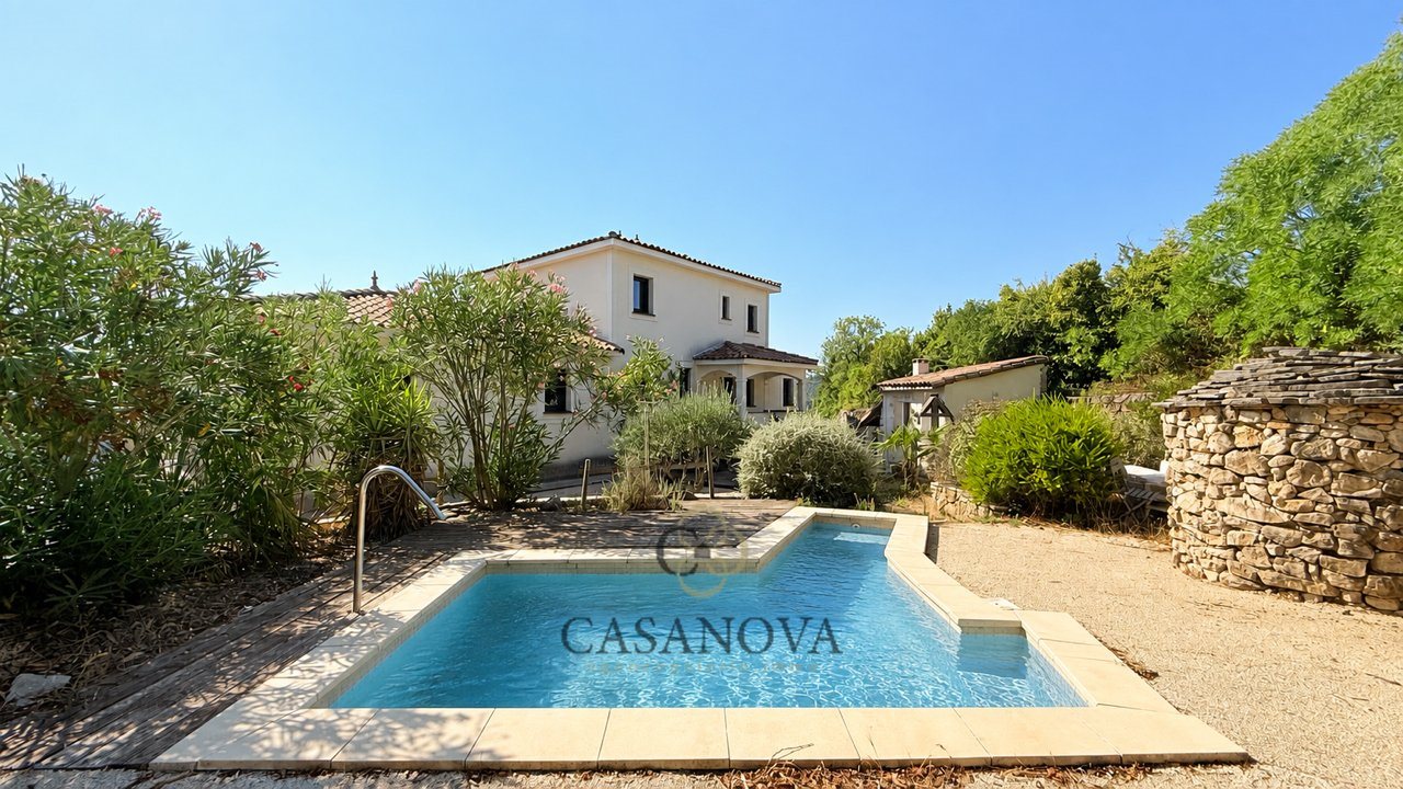 Maison à vendre, 370m², Lodève