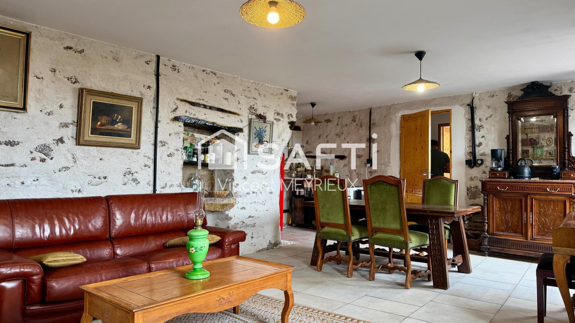 Maison à vendre, 76m², Saint-Victor-et-Melvieu