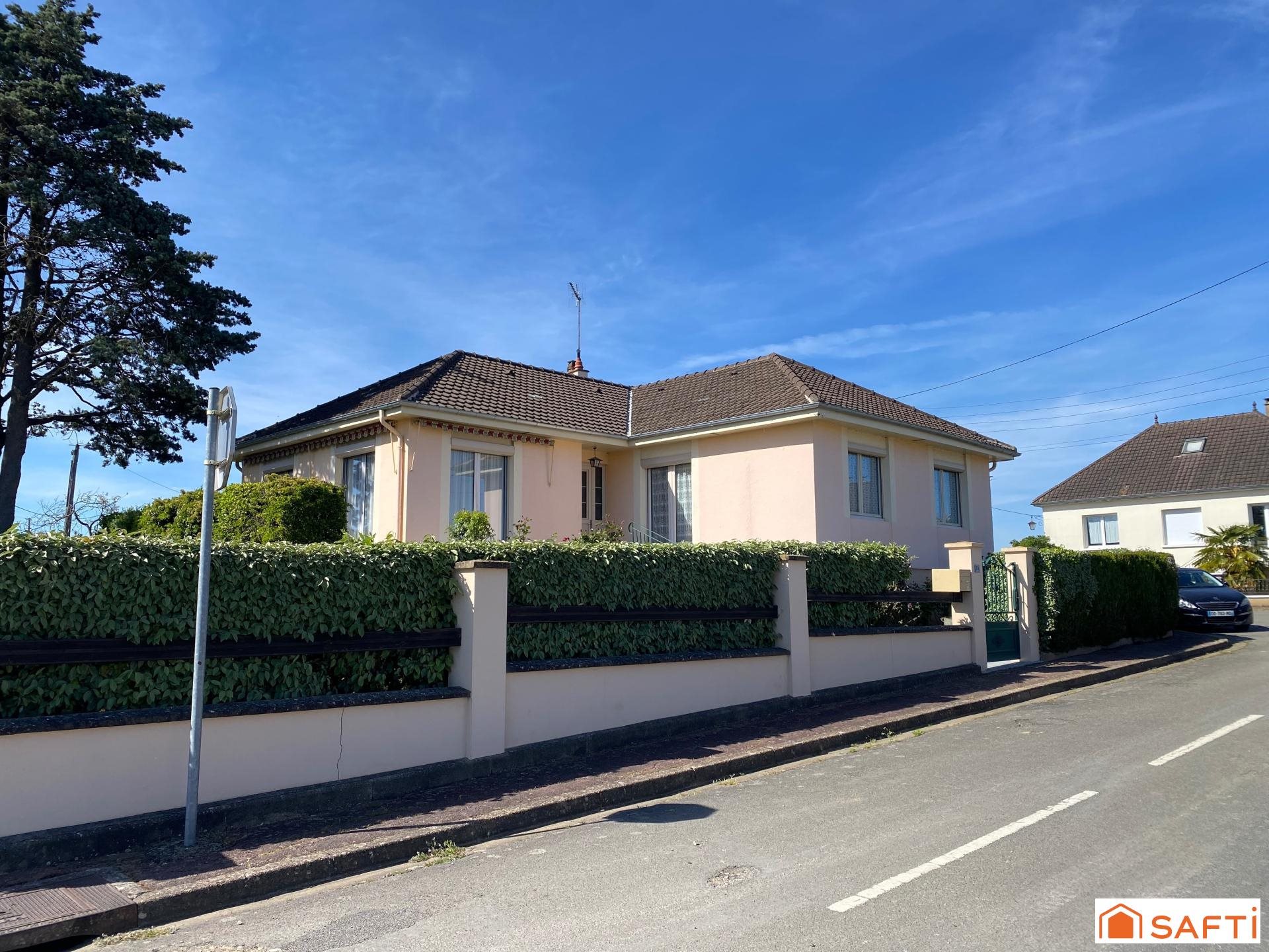 Maison à vendre, 101m², Fresnay-sur-Sarthe