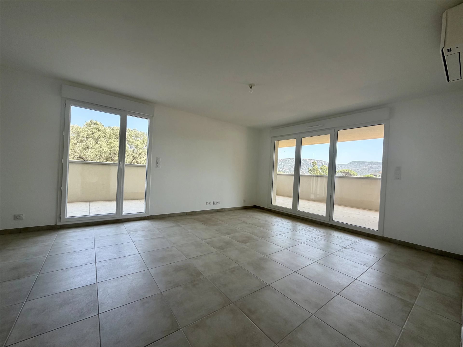 Appartement à louer, 65m², Porto-Vecchio