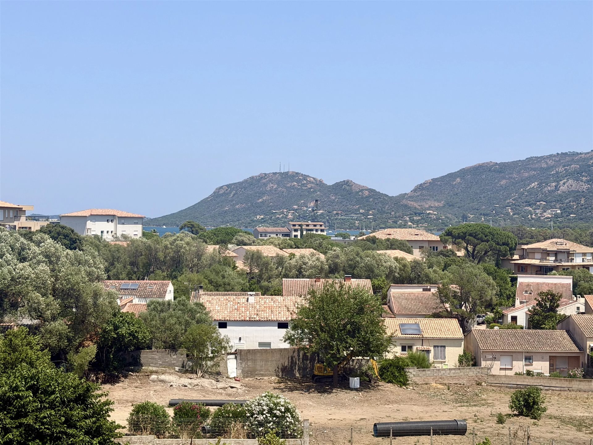 Appartement à louer, 89m², Porto-Vecchio