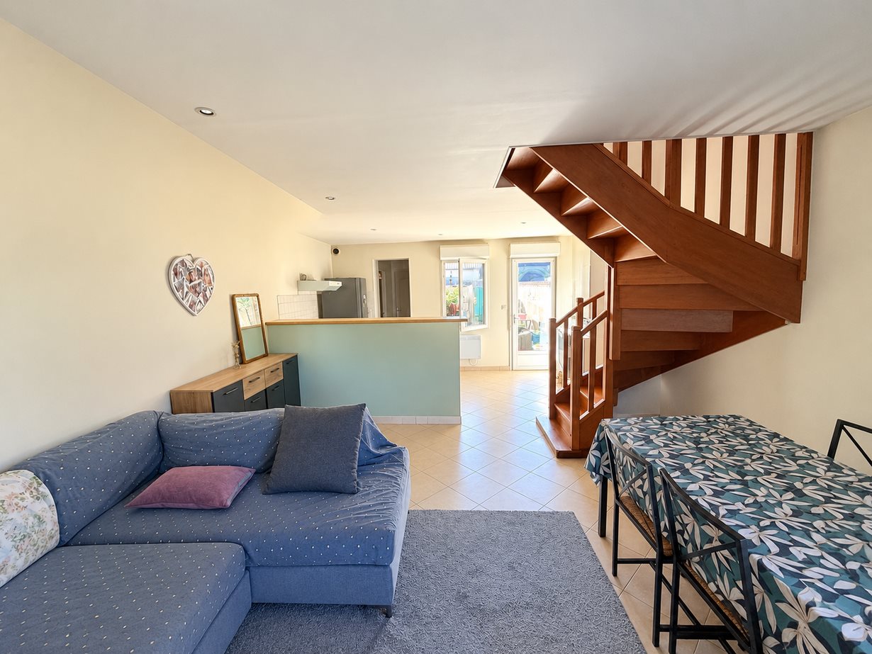 Maison à vendre, 3m², Coutras