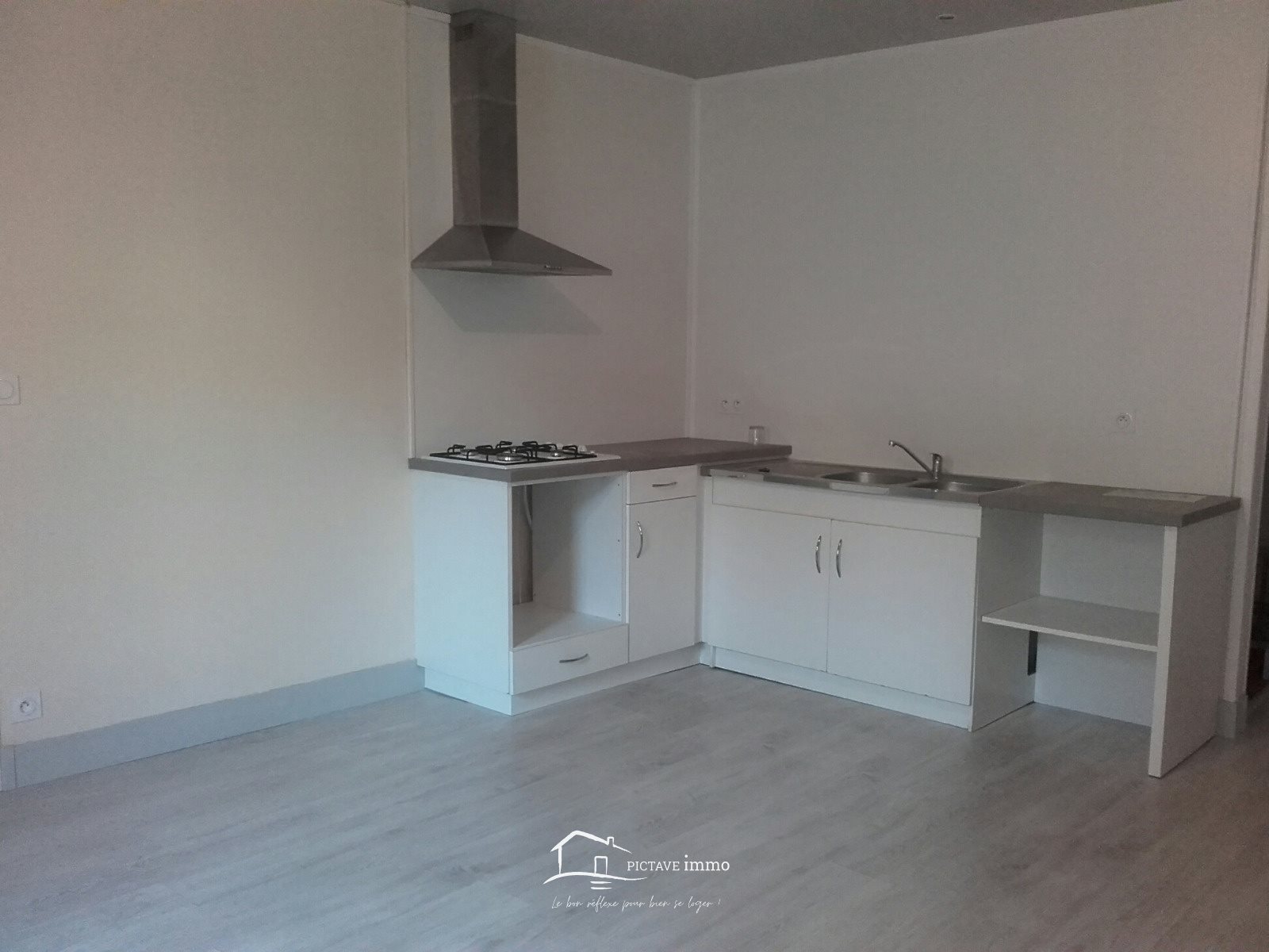 Appartement à louer, 40m², Rouillé