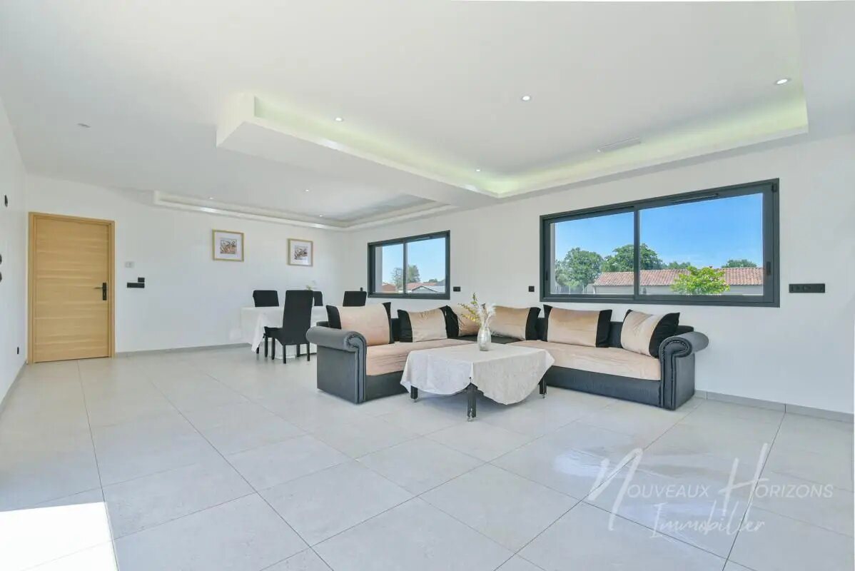 Maison à vendre, 157m², Saint-Maurice-les-Brousses