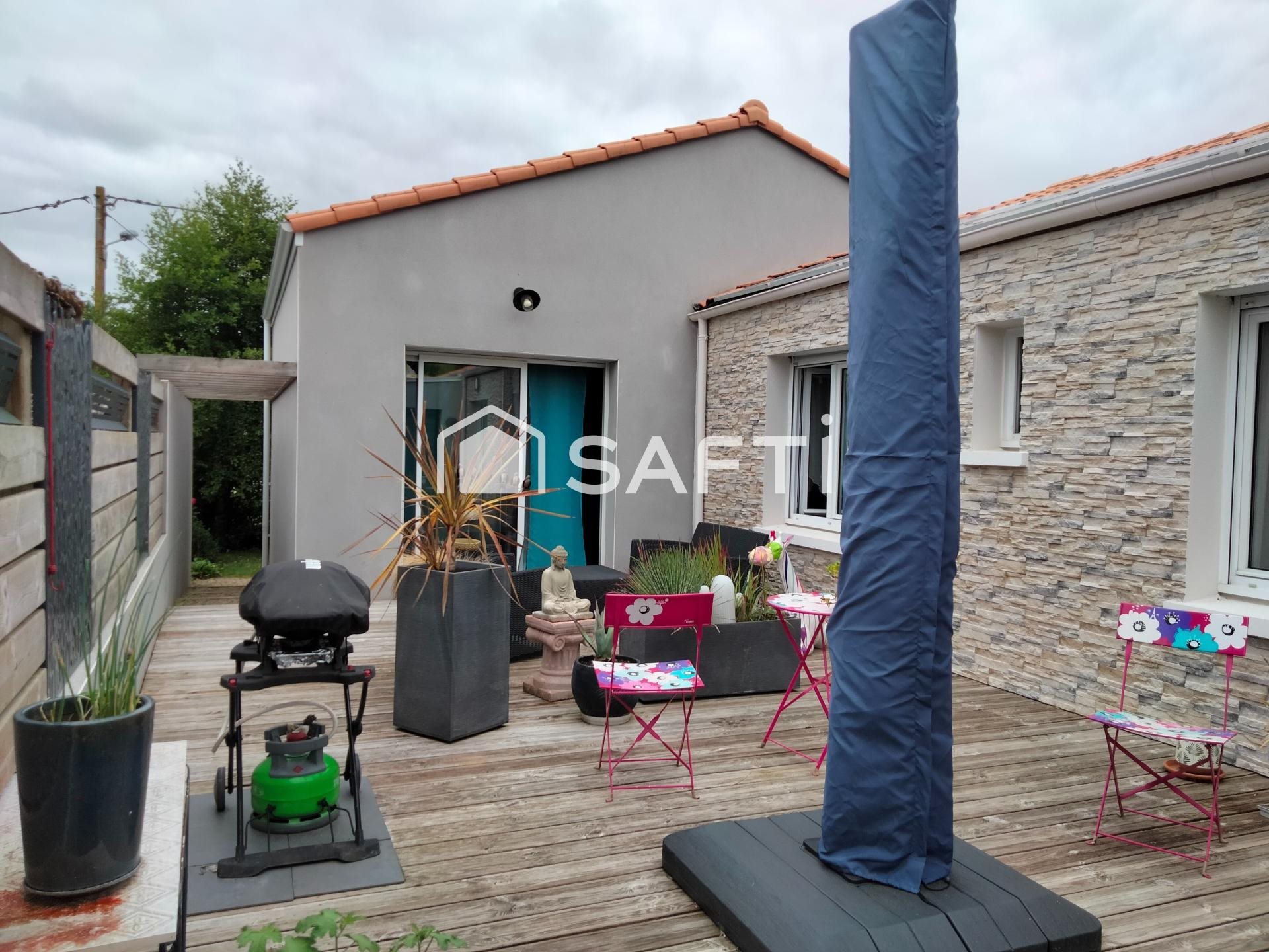 Maison à vendre, 150m², Saint-Maxire