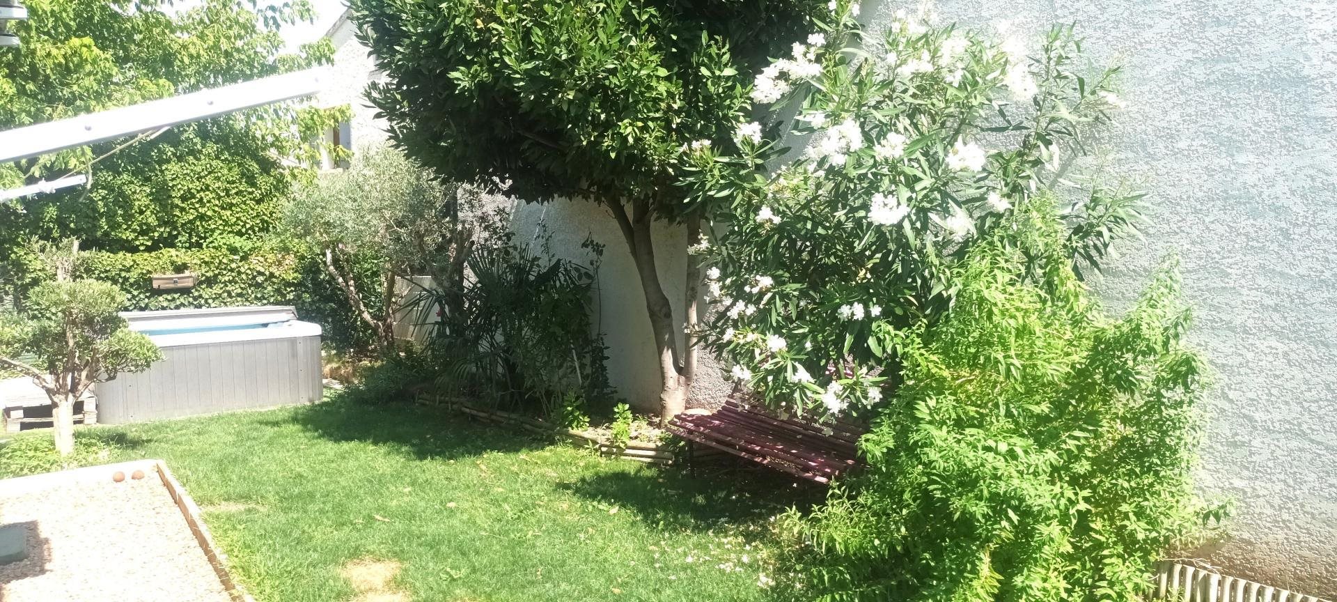 Maison à vendre, 96m², L'Isle-sur-la-Sorgue