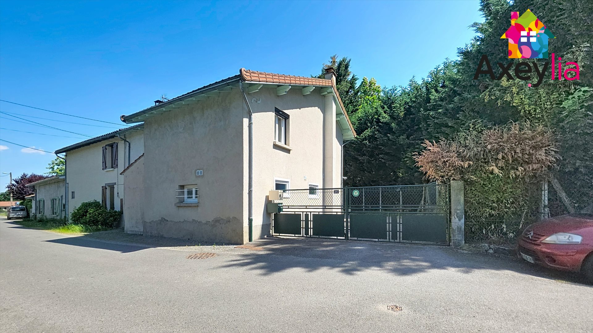 Maison à vendre, 113m², Nervieux