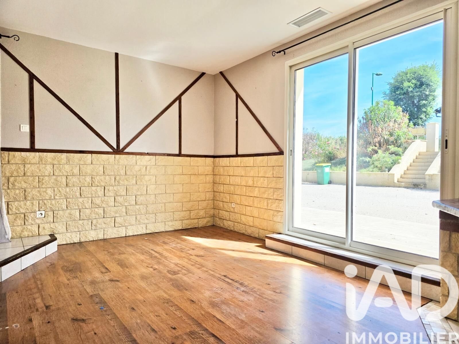 Maison à vendre, 116m², Bessens