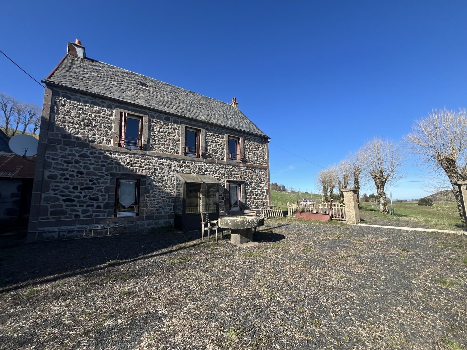 Maison à vendre, 100m², Besse-et-Saint-Anastaise