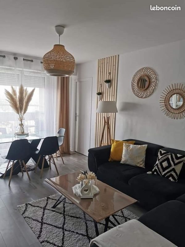 Maison à louer, 85m², Saint-Alban-d'Ay