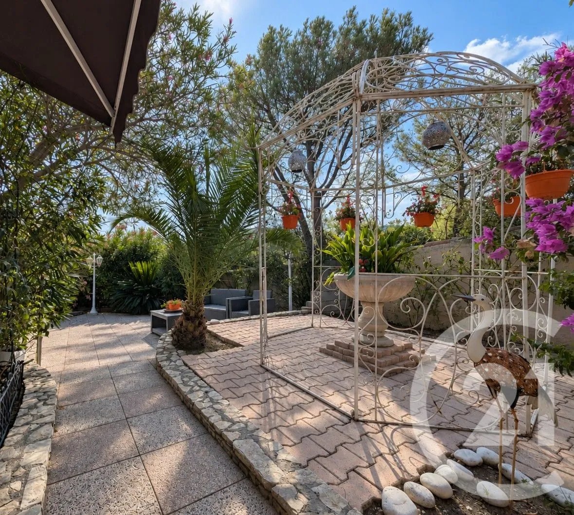 Maison à vendre, 245m², Cogolin