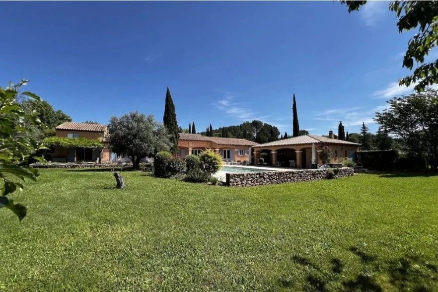 Maison à vendre, 233m², Cotignac