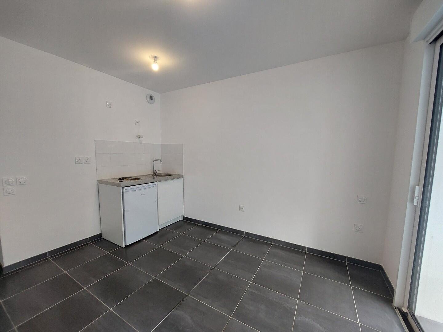 Appartement à louer, 21m², Marseille 9ème
