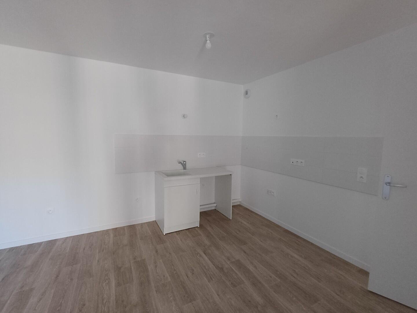 Appartement à louer, 81m², Bobigny