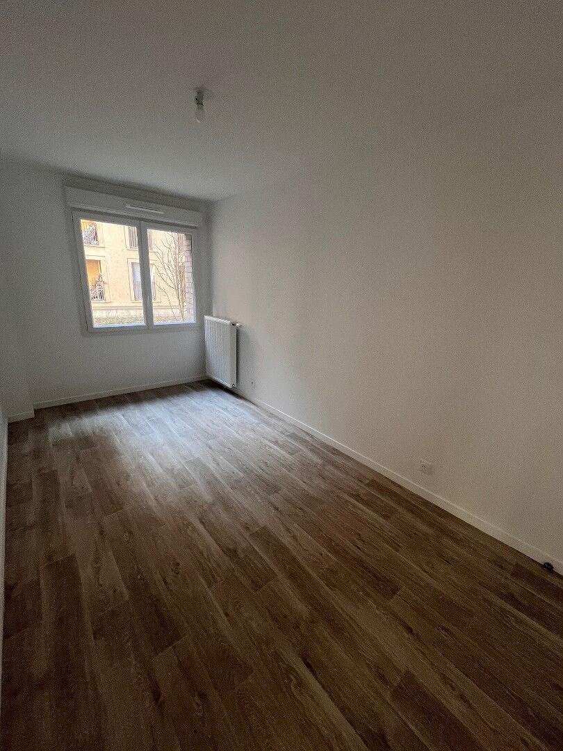 Appartement à louer, 86m², Bobigny