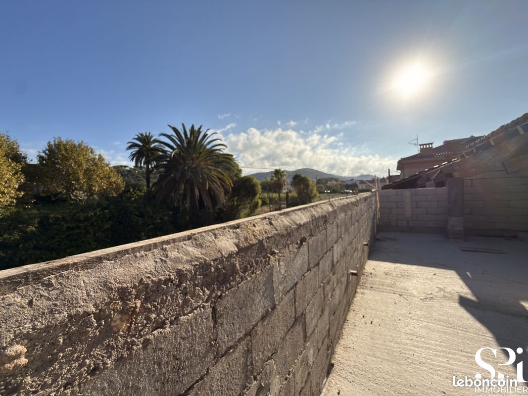 Appartement à vendre, 80m², Carqueiranne