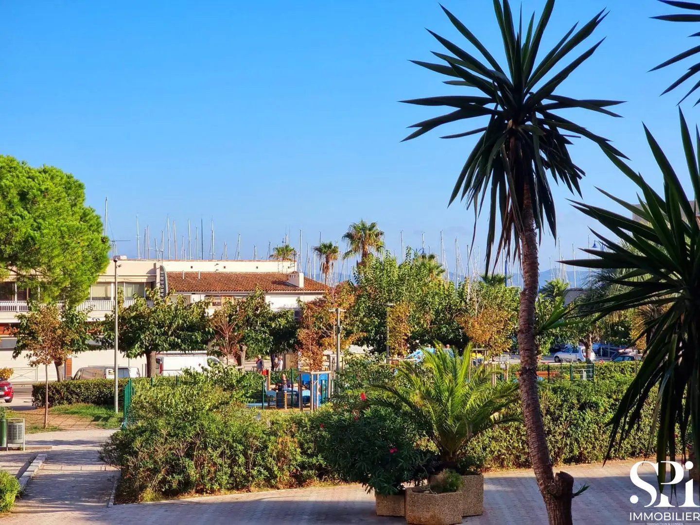 Appartement à louer, 23m², Hyères