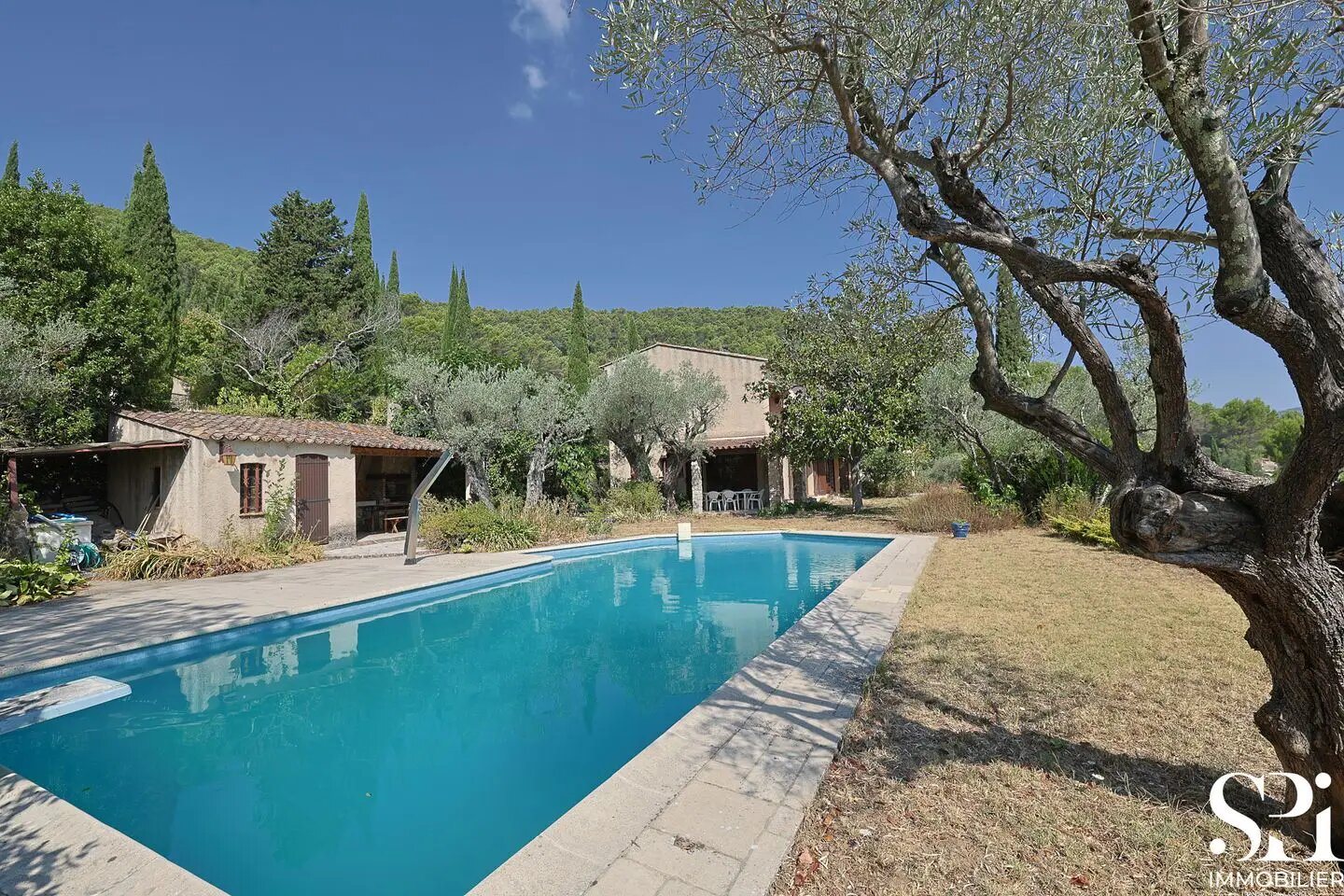 Maison à vendre, 235m², Solliès-Ville