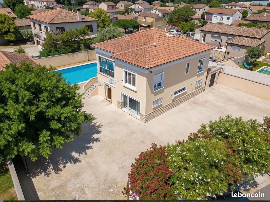 Maison à vendre, 153m², Rognonas