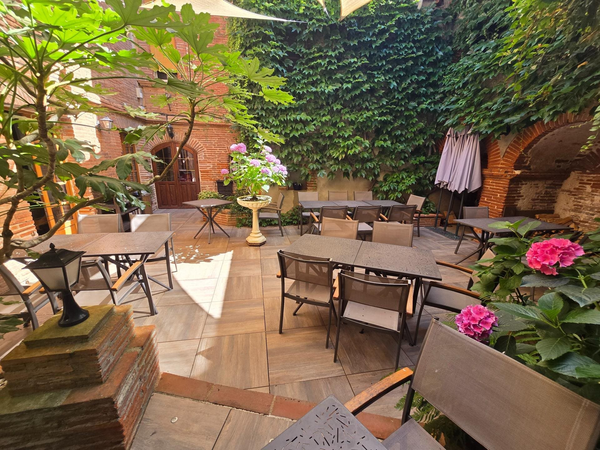Appartement à vendre, 417m², Lisle-sur-Tarn