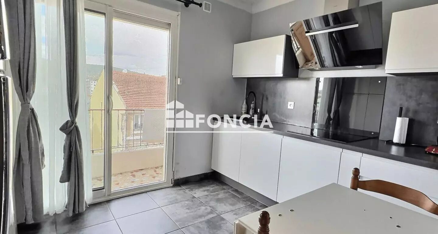 Appartement à vendre, 79m², La Ricamarie