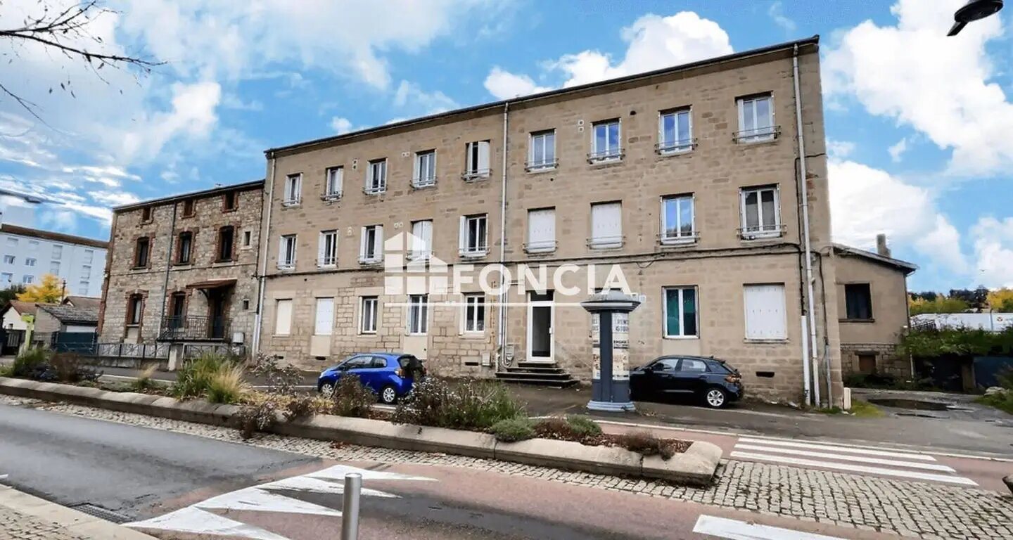 Appartement à vendre, 677m², Le Chambon-Feugerolles