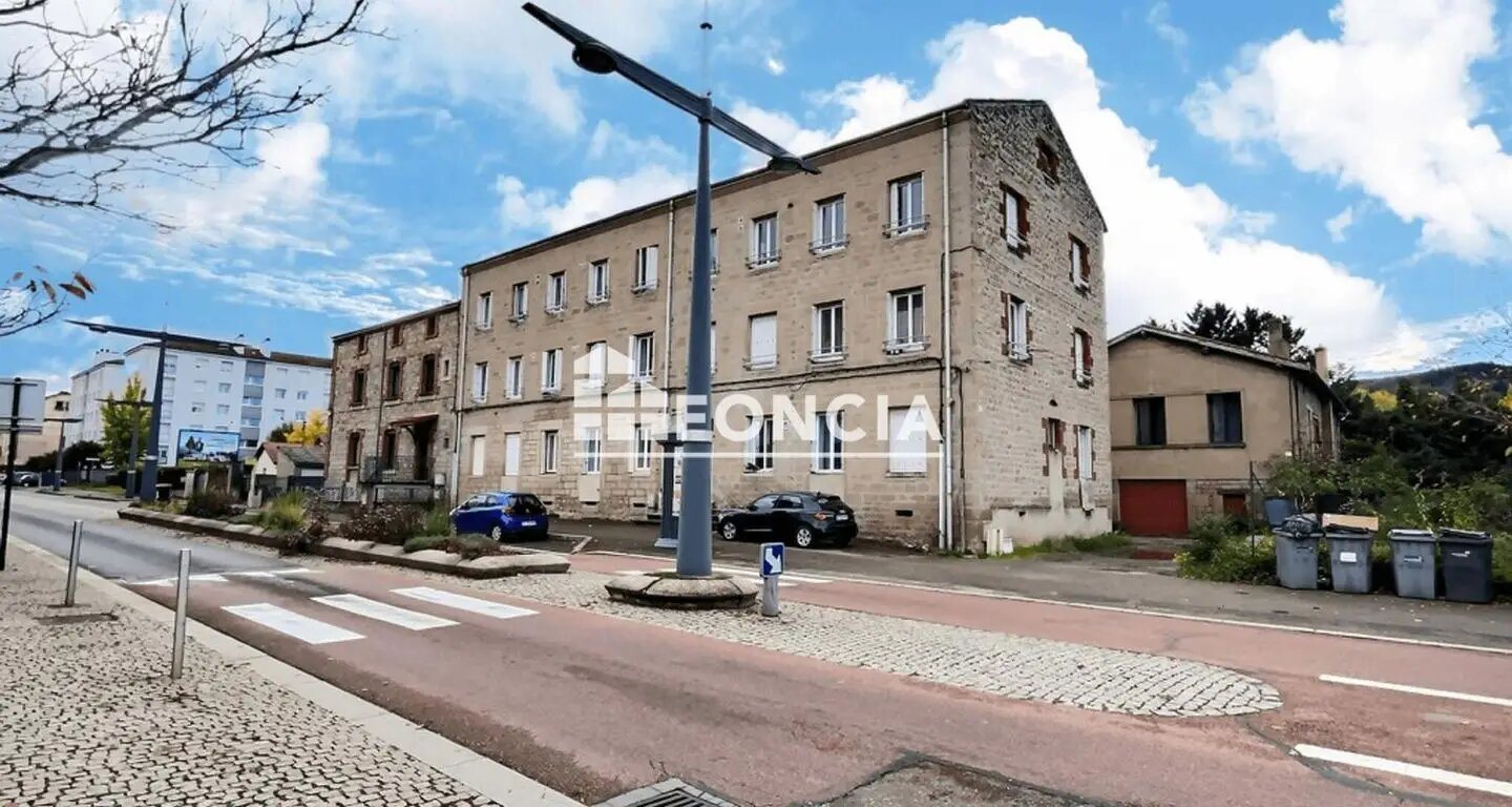 Appartement à vendre, 677m², Le Chambon-Feugerolles