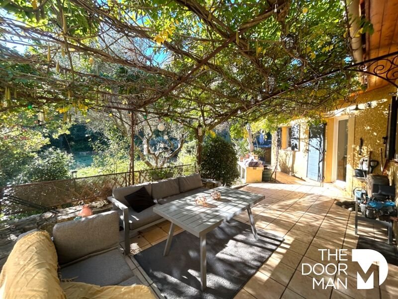 Maison à vendre, 160m², Besse-sur-Issole