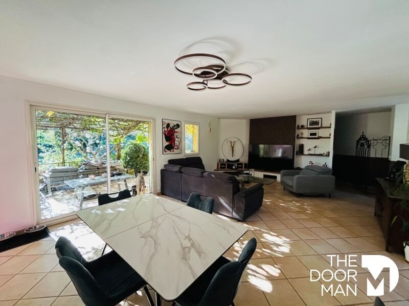 Maison à vendre, 160m², Besse-sur-Issole
