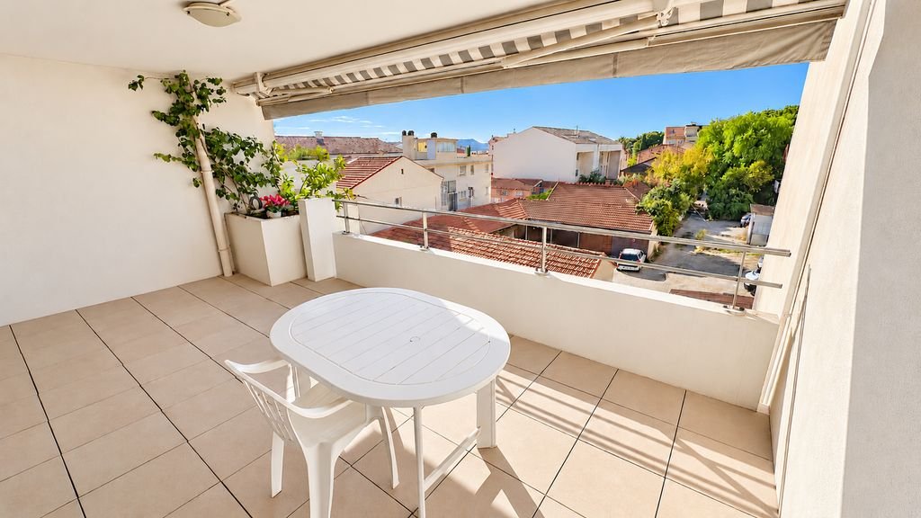 Appartement à vendre, 83m², Bandol