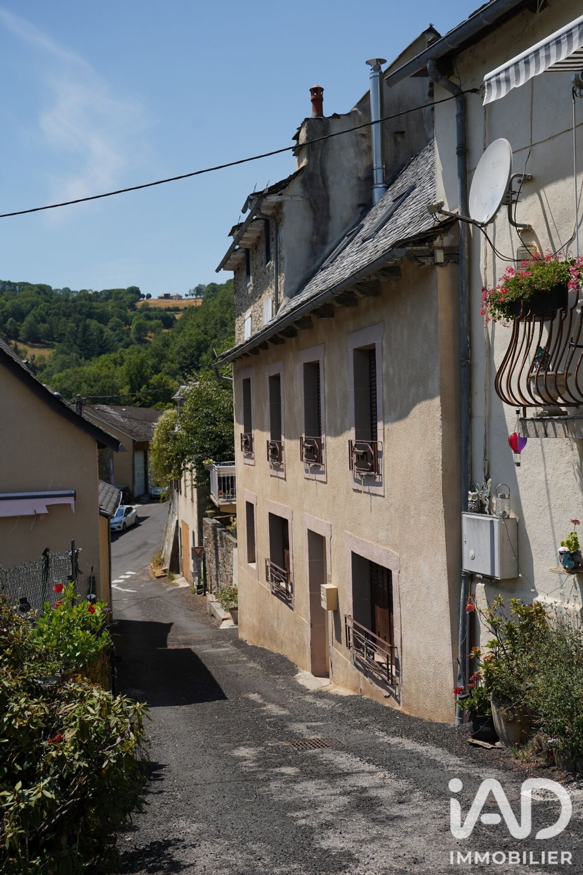 Maison à vendre, 133m², Saint-Chély-d'Aubrac