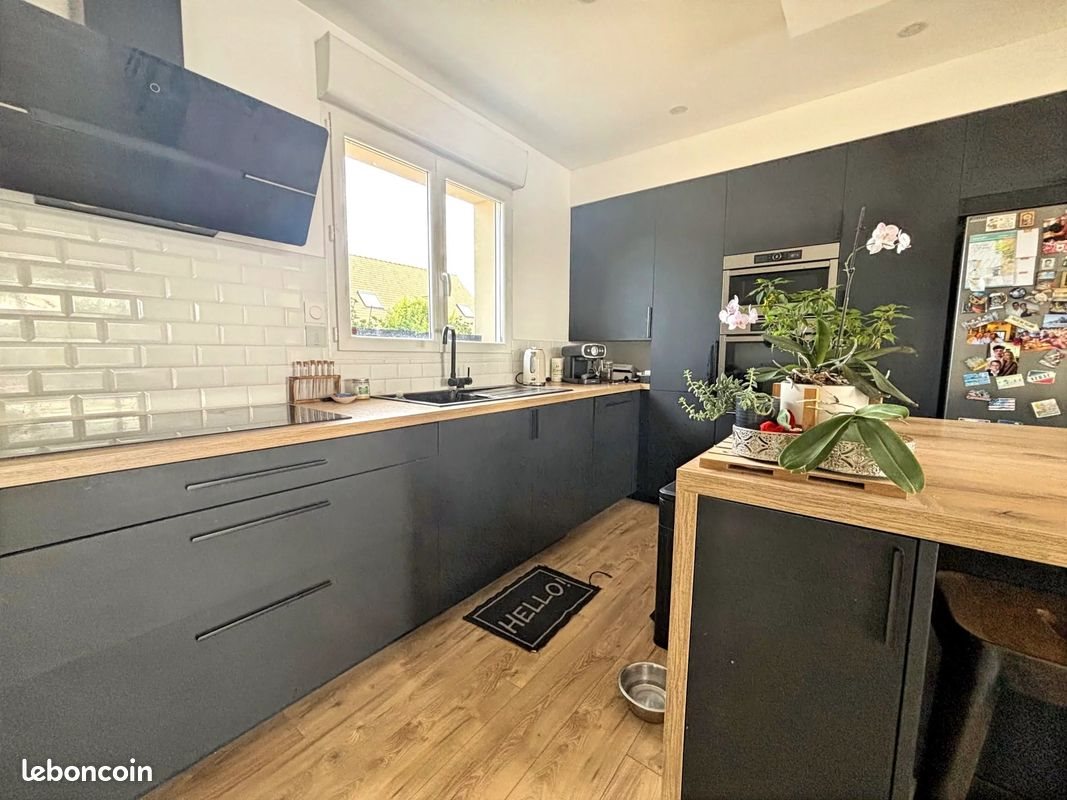 Maison à vendre, 140m², Pont-de-Metz