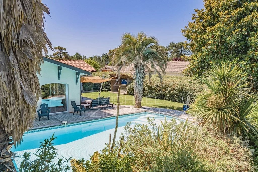 Maison à vendre, 240m², Gujan-Mestras