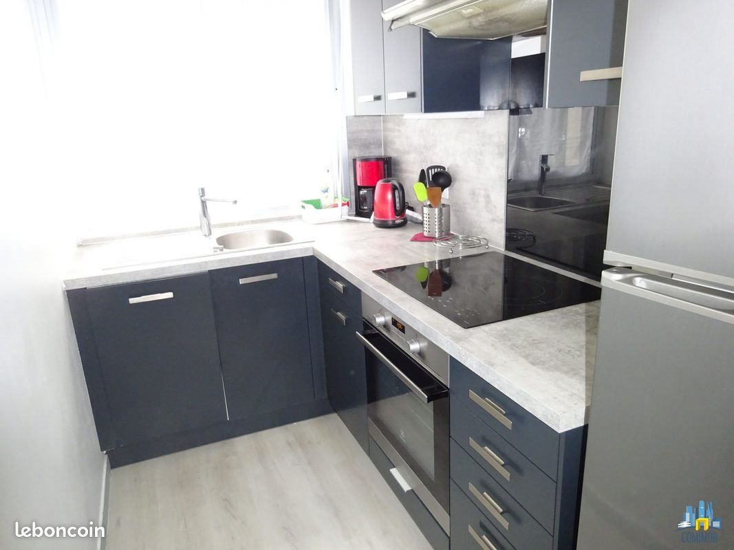 Appartement à louer, 46m², Courbevoie