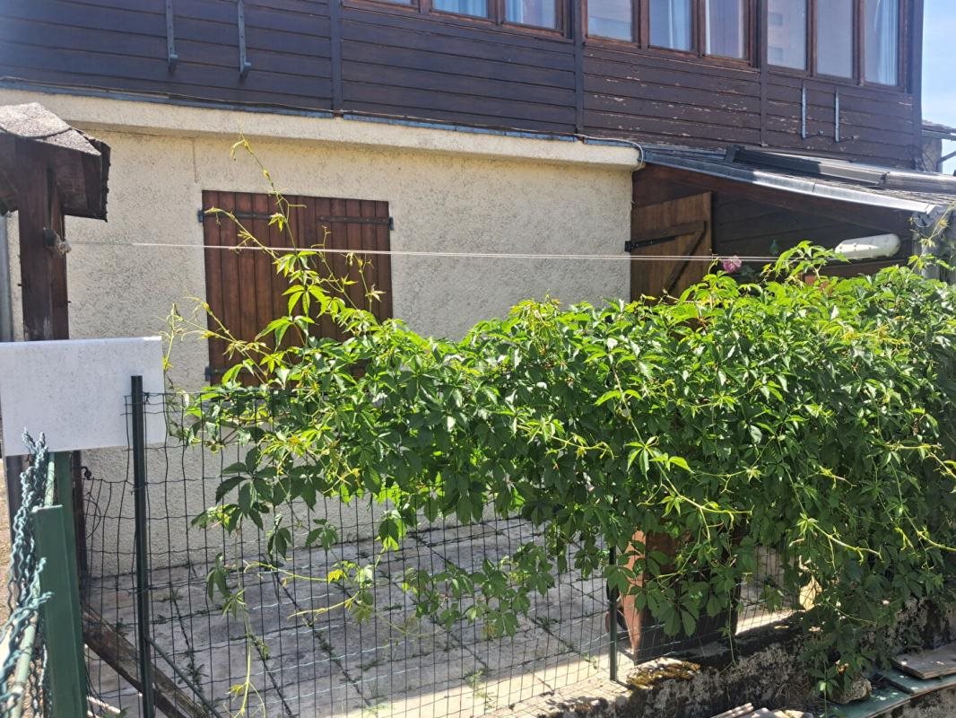 Maison à vendre, 77m², Quérigut