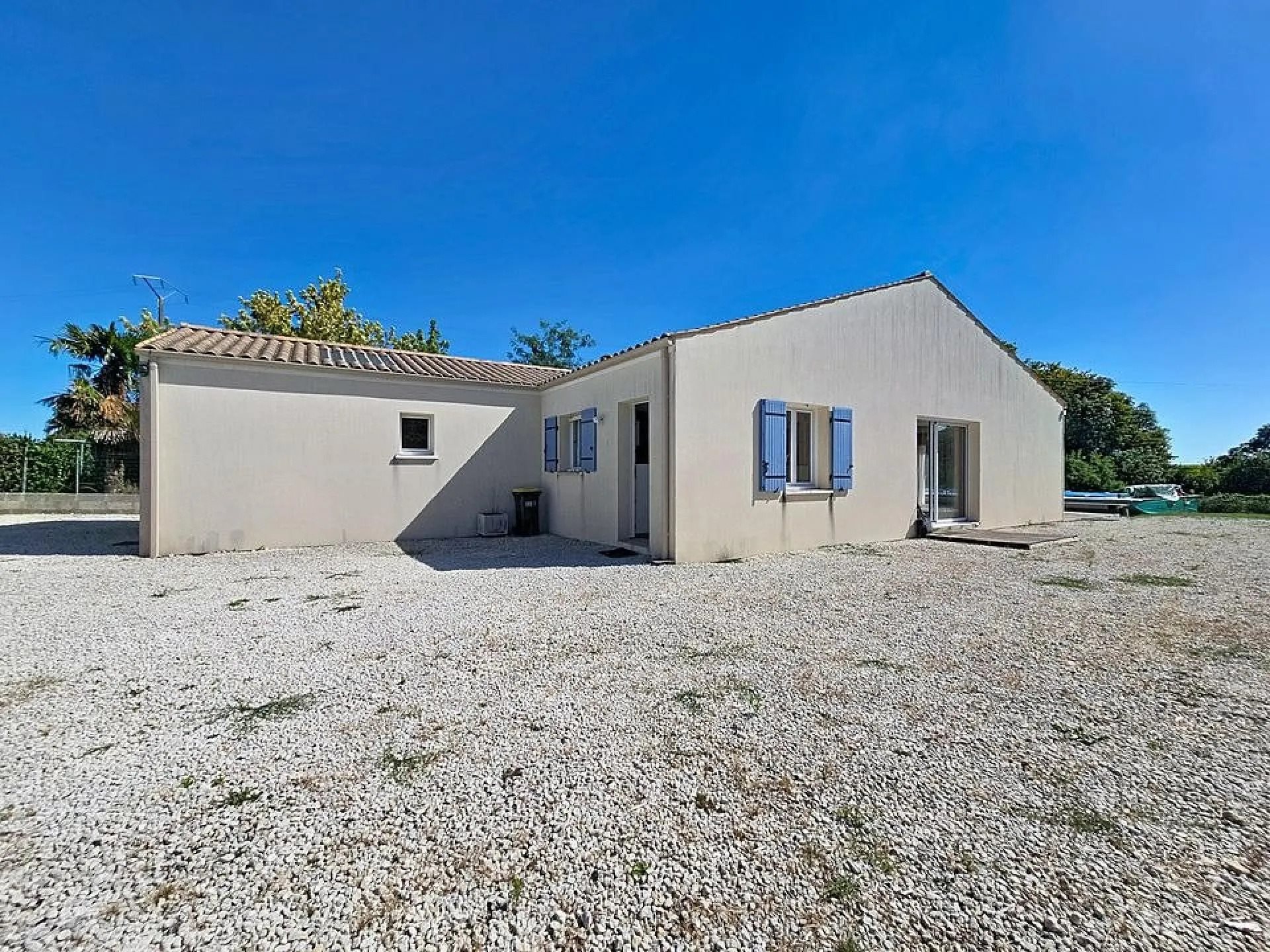 Maison à vendre, 106m², Mortagne-sur-Gironde