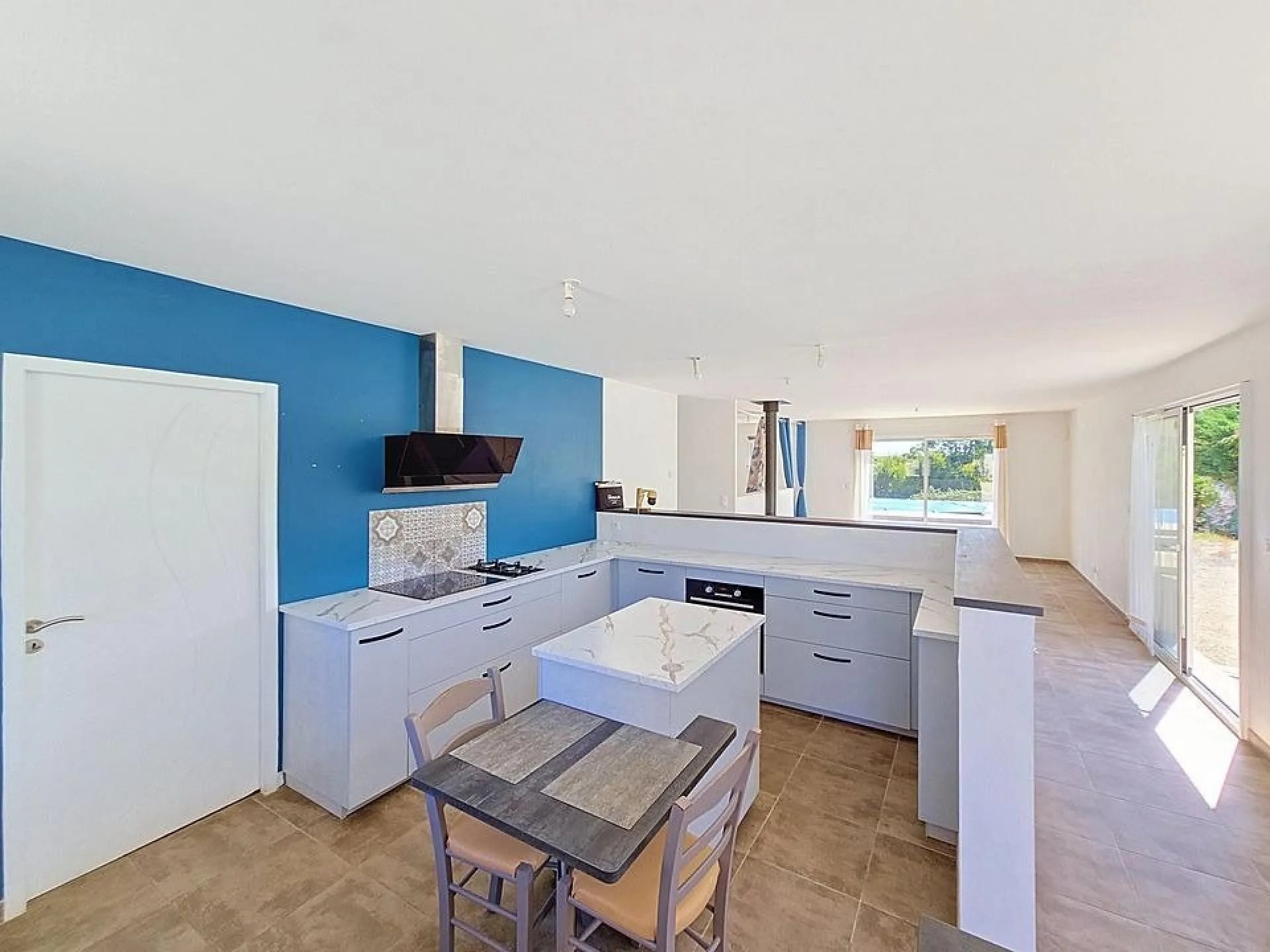 Maison à vendre, 106m², Mortagne-sur-Gironde