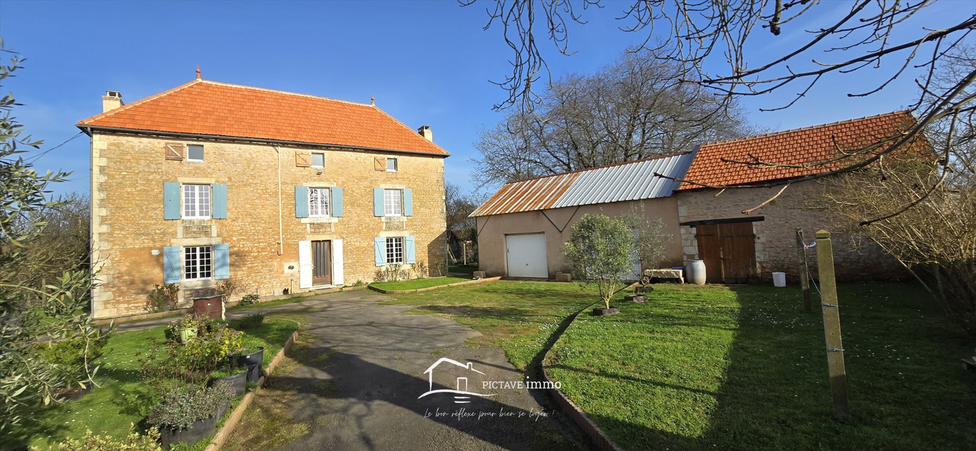 Maison à vendre, 245m², Valence-en-Poitou